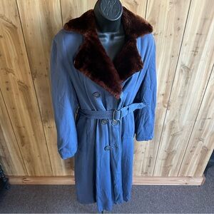 Women’s 1950s Vintage Blue Double-Breasted Coat with Brown Fur Collar